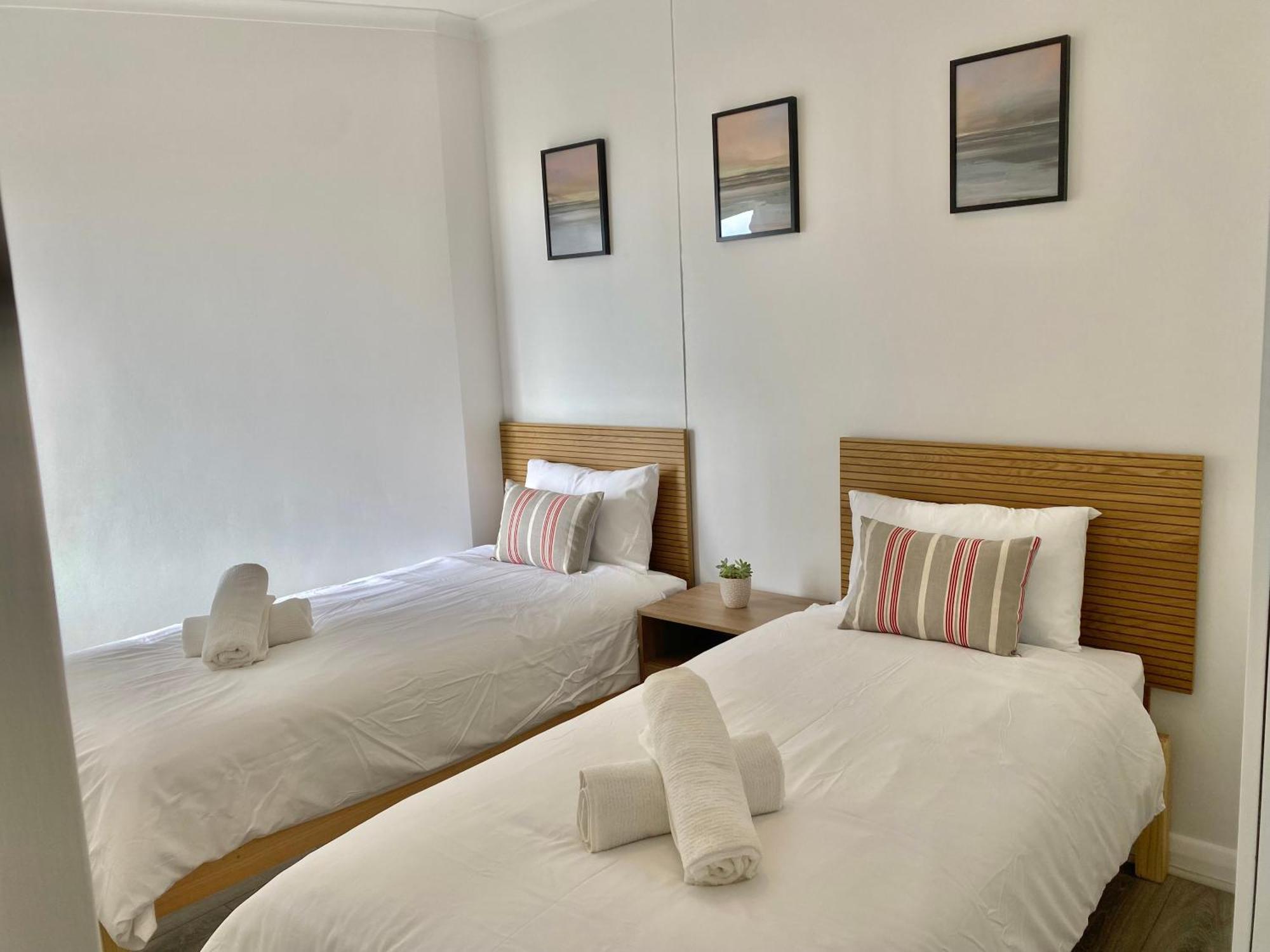 Apartment Wake Up To The Waves - Portico Cape Town