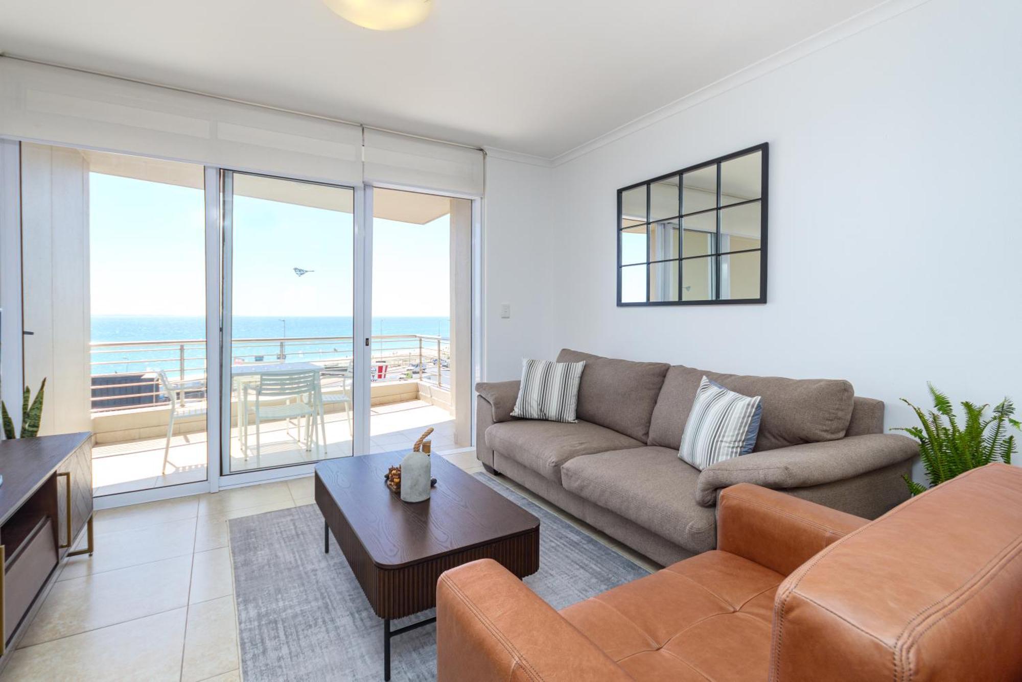 Apartment Wake Up To The Waves - Portico Cape Town